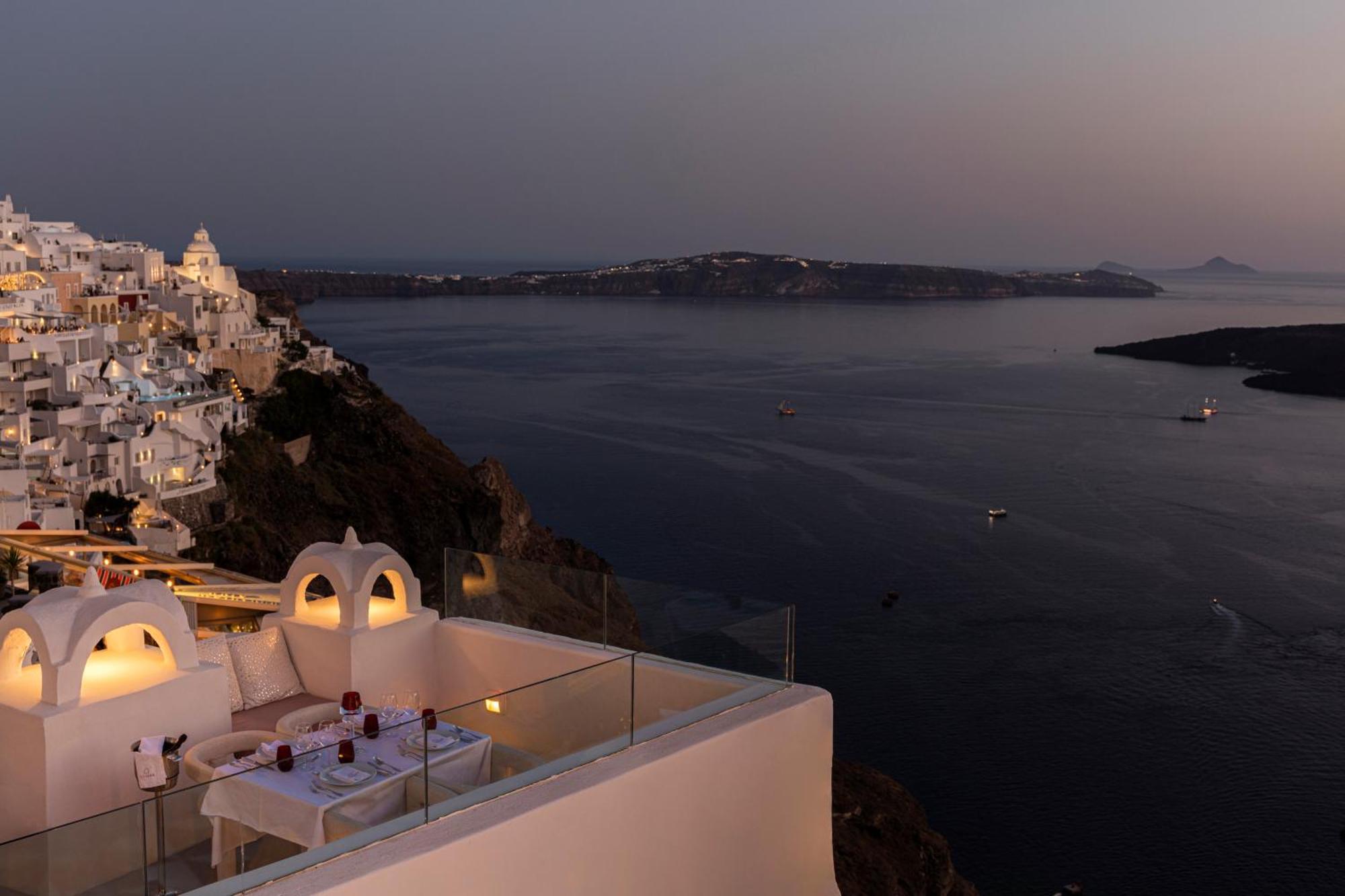 Casasunsha Hybrid Retreat Santorini Hotel Fira  Exterior photo