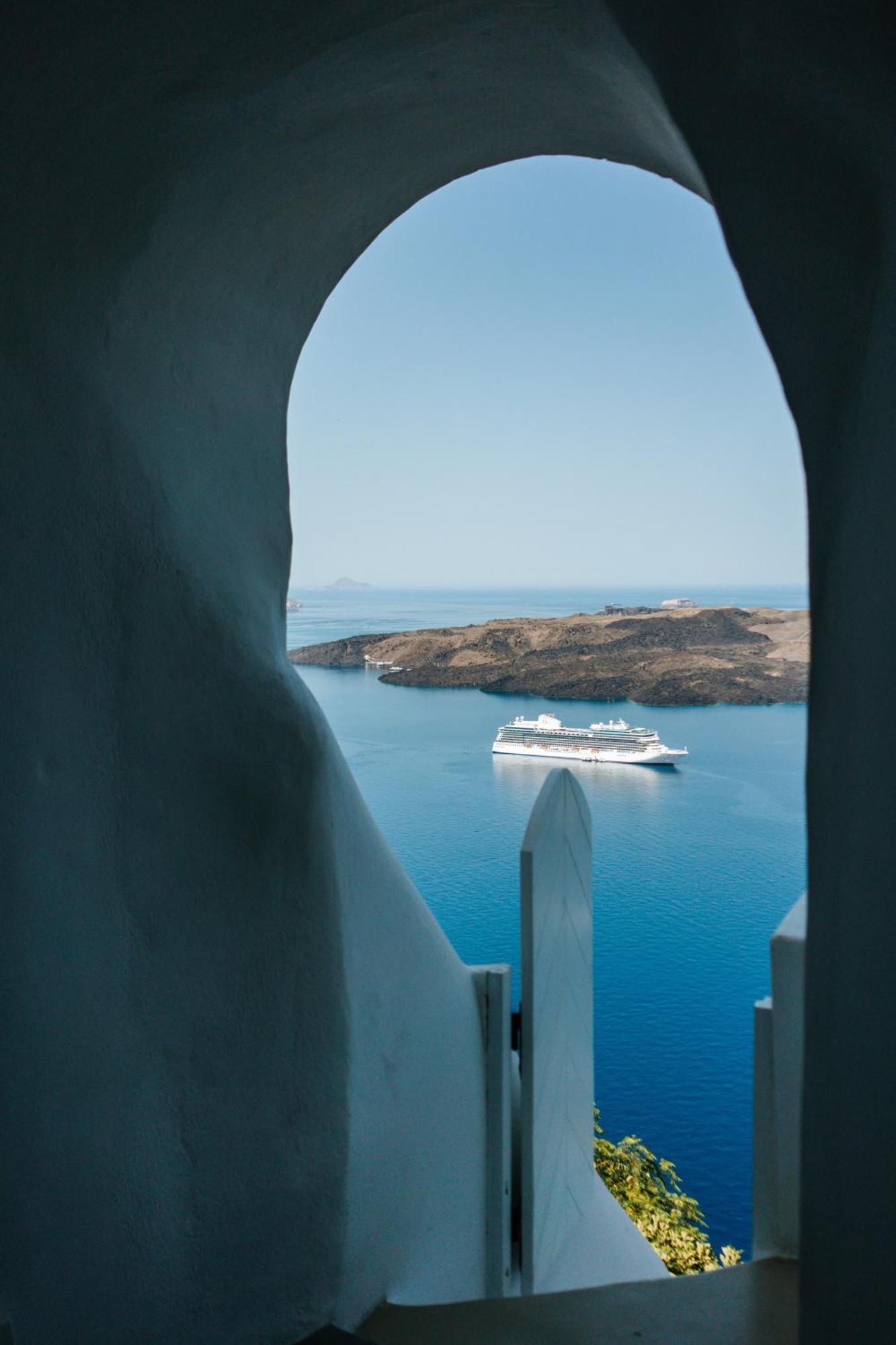 Casasunsha Hybrid Retreat Santorini Hotel Fira  Exterior photo